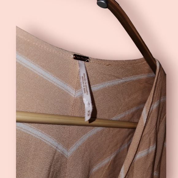 Free People Samifran Stripped Ruffle Crop Top Peach Tie Front Peplum Long Sleeve - Picture 3 of 3